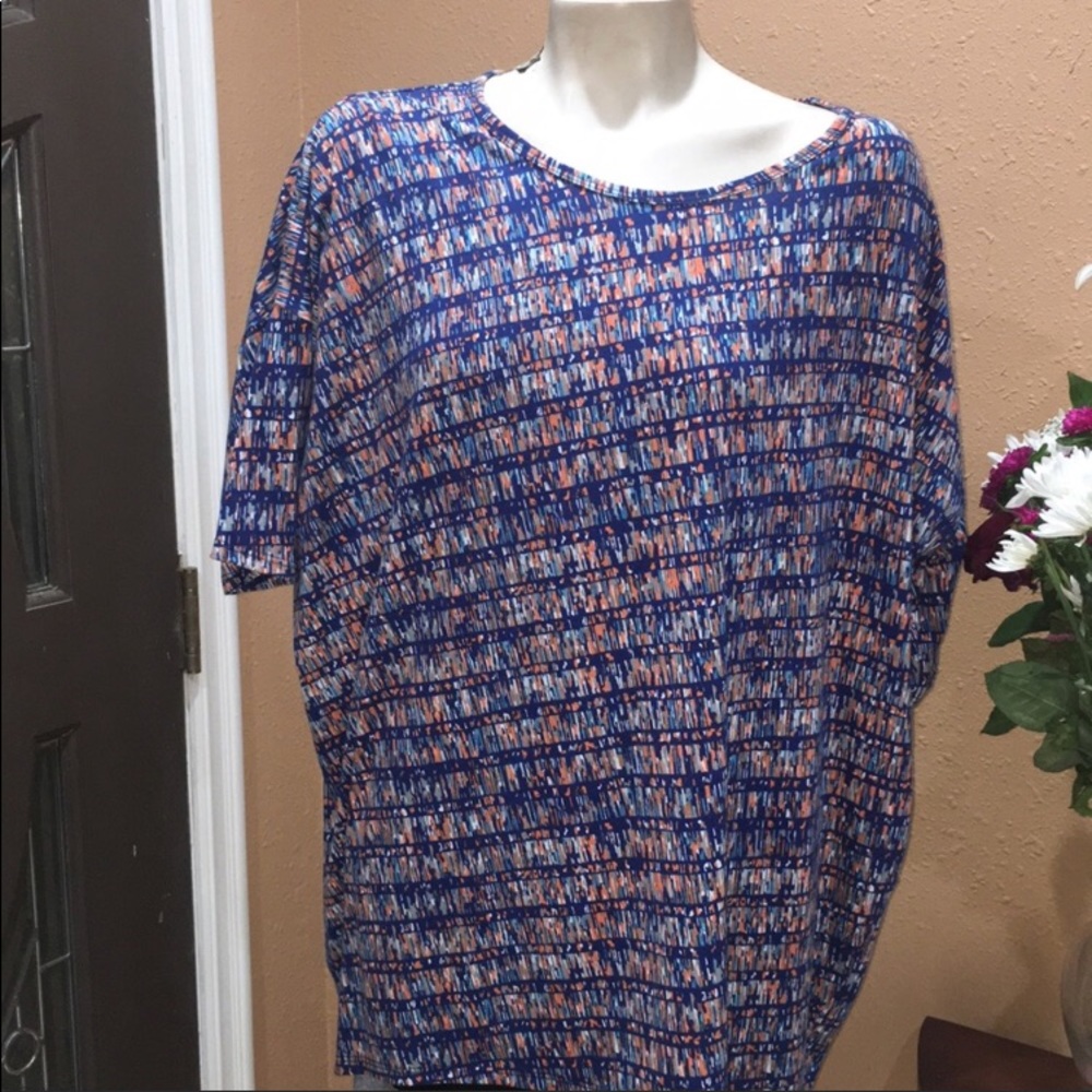 LULAROE t-shirt great condition size xl